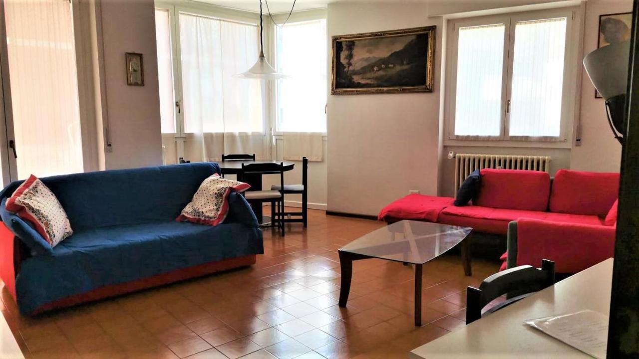 Spazioso Appartamento Sondrio Exterior foto